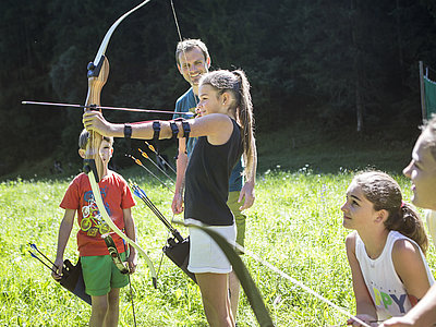 Bogenschießen Jugend | © TVB Tiroler Oberland / Daniel Zangerl